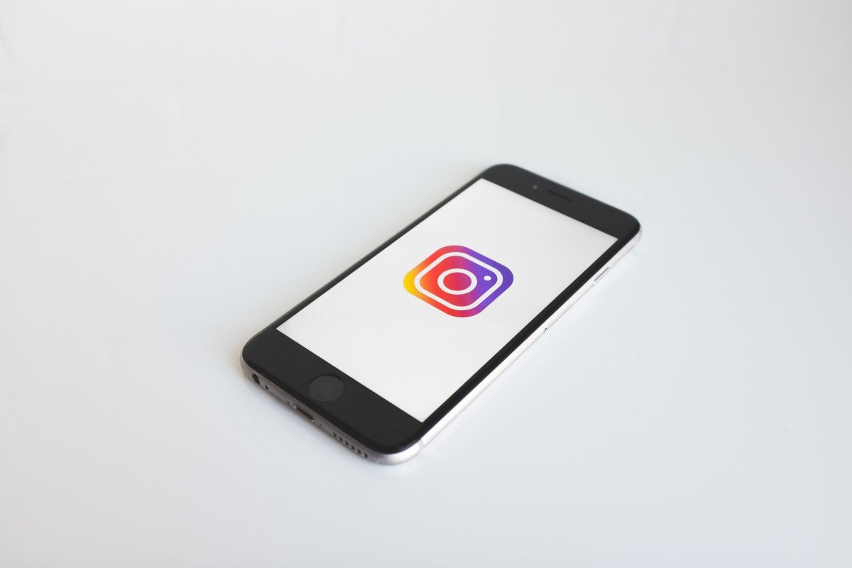How to Use Instagram Stories to Boost Your Brand
