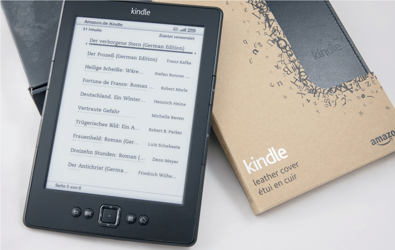 Amazon Kindle Paperwhite 2018. Amazon Kindle 10 коробка. Amazon Kindle Paperwhite 6.8 дюймов 2022. Iphone 14 Amazon Kindle. Amazon kindle 10